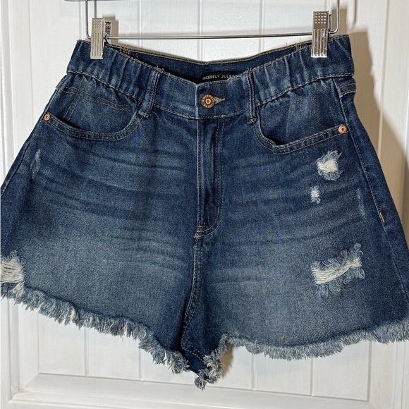 5/$25 Sincerely Jules - Juniors Denim Cutoff Fringe Shorts - Picture 2 of 4